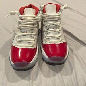 Jordan’s size 5.5Y